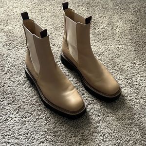 Laguna Boot in Sesame